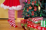 decorating-christmas-tree-2999722_640.jpg