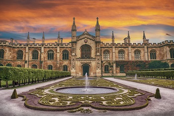 palača.jpg